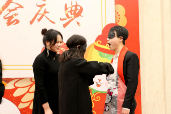 葫蘆娃集團八周年慶典，共譜華章，精彩不落幕！1440.png